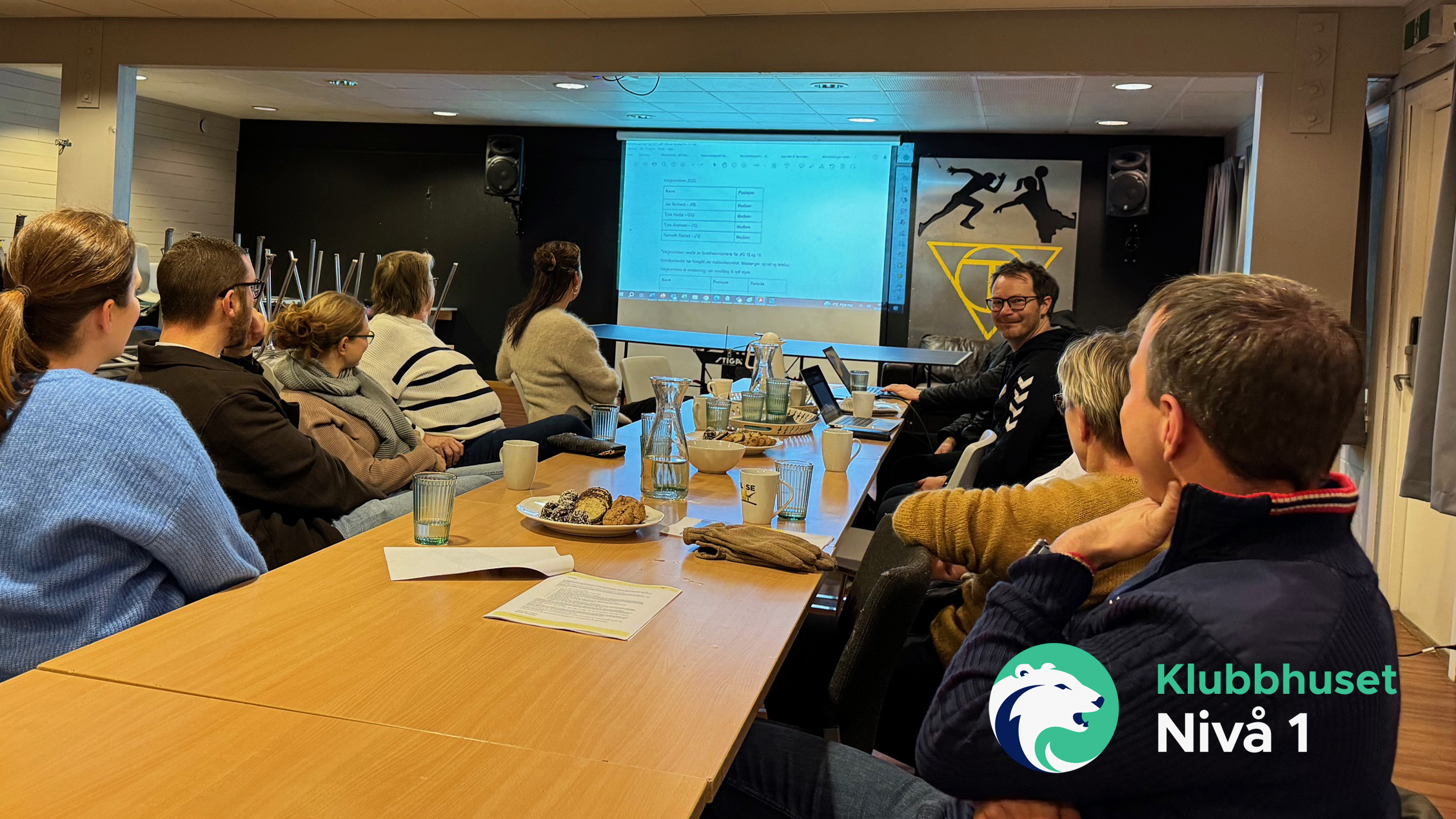 &Aring;rsm&oslash;tet Klubbhuset Niv&aring; 1 Os Turn.jpg