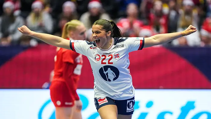 Stavanger 20231201. 
Norges Kristina Sirum Novak under gruppespillkampen i VM mellom Østerrike og Norge i DNB Arena.
Foto: Beate Oma Dahle / NTB