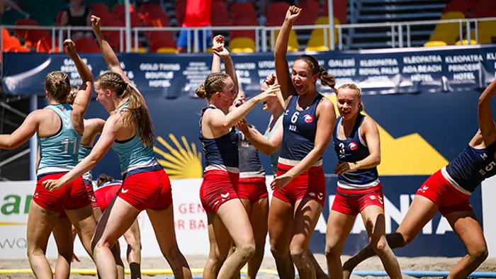 France vs Norway (Group Match), YAC17 EHF Beach Handball EURO 2025, Alanya, Türkiye, 04.07.2025, Mandatory Credit © Sasa Pahic Szabo / kolektiff