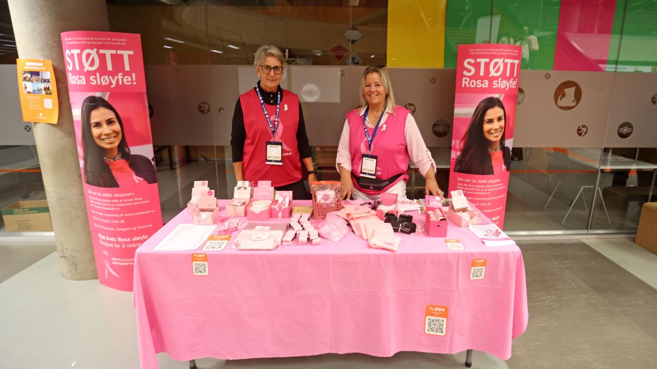 20251015 Kreftforeningen stand .jpg