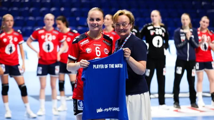 20250714 EHF EURO U19 milla haugerstuen breen og bente aksnes foto vuk raicevic ehf.jpg