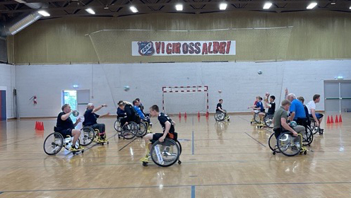 Fram rullestol....jfif