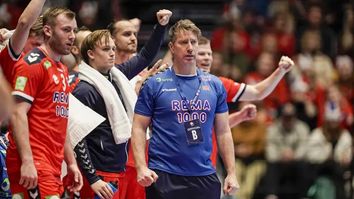 Norges landslagssjef Jonas Wille under håndballandskampen mellom Norge og Portugal i Gjensidige Cup i Trondheim Spektrum torsdag.
