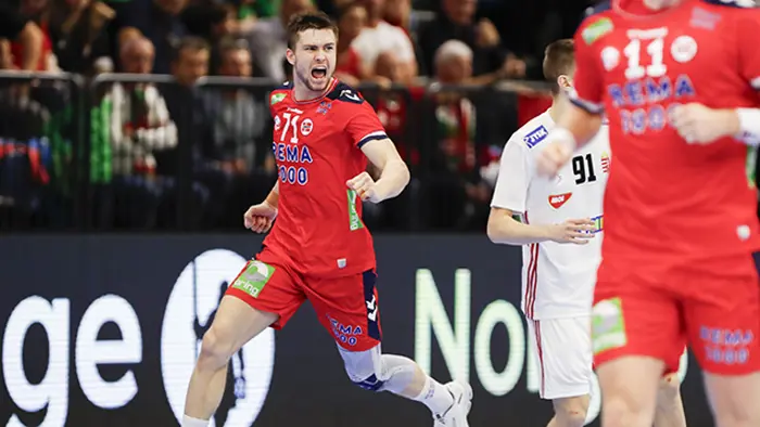 Tatabanya, Ungarn 20240316. 
Alexander Blonz i kampen mellom Norge og Ungarn i OL-kvalifiseringsturneringen som spilles i Ungarn.
Foto: Nikola Krstic / NTB