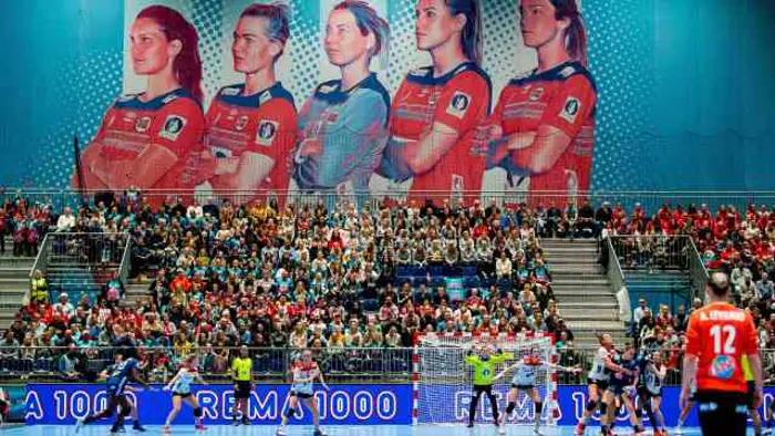 telenor arena (2).jpg