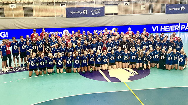 2023 H&aring;ndballjentenes h&aring;ndballskole alle delttakere 640 x 360.jpg