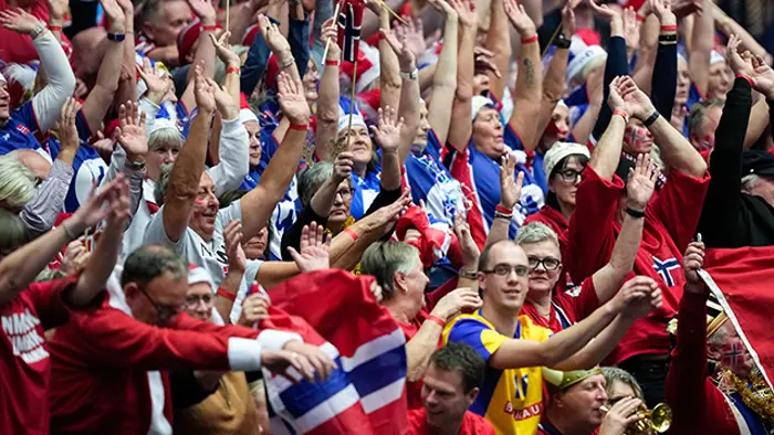 Herning, Danmark 20231217. 
Publikum under finalen i håndball-VM mellom Frankrike og Norge i Jyske Bank Boxen.
Foto: Beate Oma Dahle / NTB