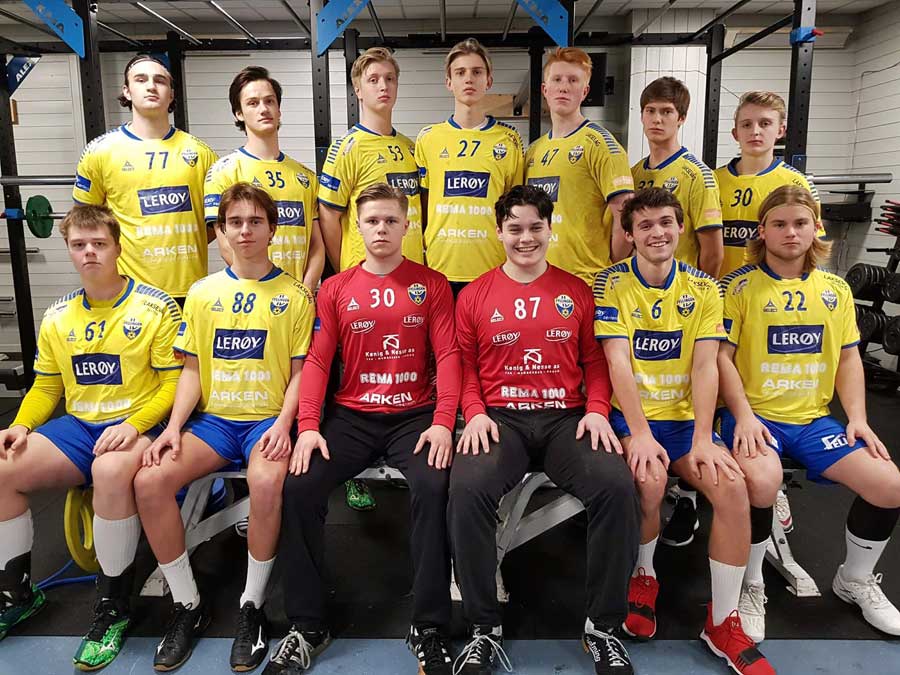 FyllingenBergen Gutter 18