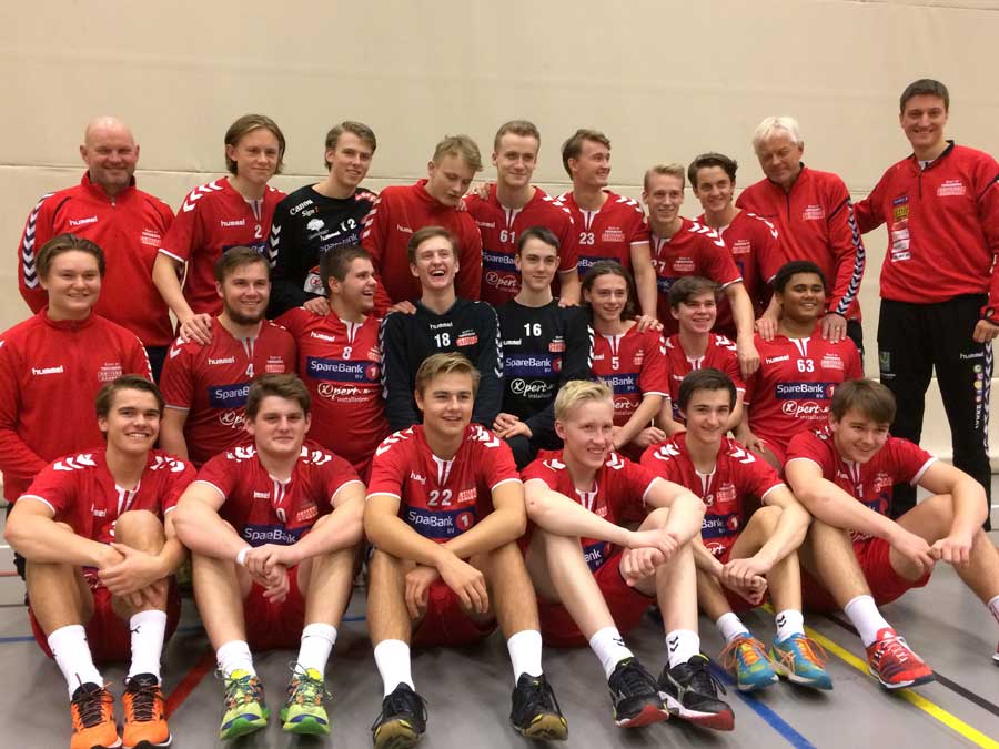 Nøtterøy Gutter 18