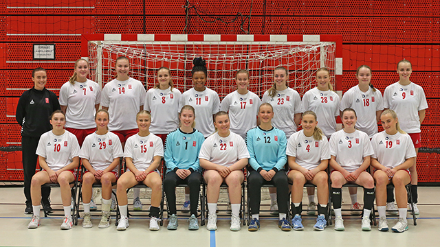 2022 Larvik jenter Ler&oslash;yserien.jpg