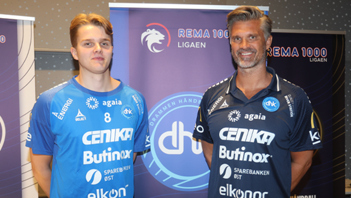 Drammens David Haugstvedt (tv.) sammen med trener Kristian Kjelling. 