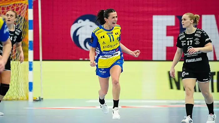 Arendal 20240224. 
Storhamars Tina Abdula under andre semifinale for kvinner i NM i håndball mellom Storhamar og Sola i Sør Amfi.
Foto: Beate Oma Dahle / NTB