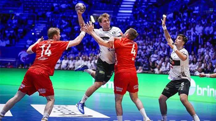 Fornebu 20241229. 
Elverum Mathias Rohde Larson i finalen i NM håndball senior menn mellom Kolstad og Elverum i Unity Arena.
Foto: Stian Lysberg Solum / NTB