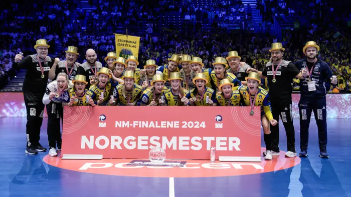 Fornebu 20241229. 
Storhamar jubler etter seier i NM håndball senior kvinner mellom Storhamar Elite og Tertnes Elite i Unity Arena.
Foto: Stian Lysberg Solum / NTB