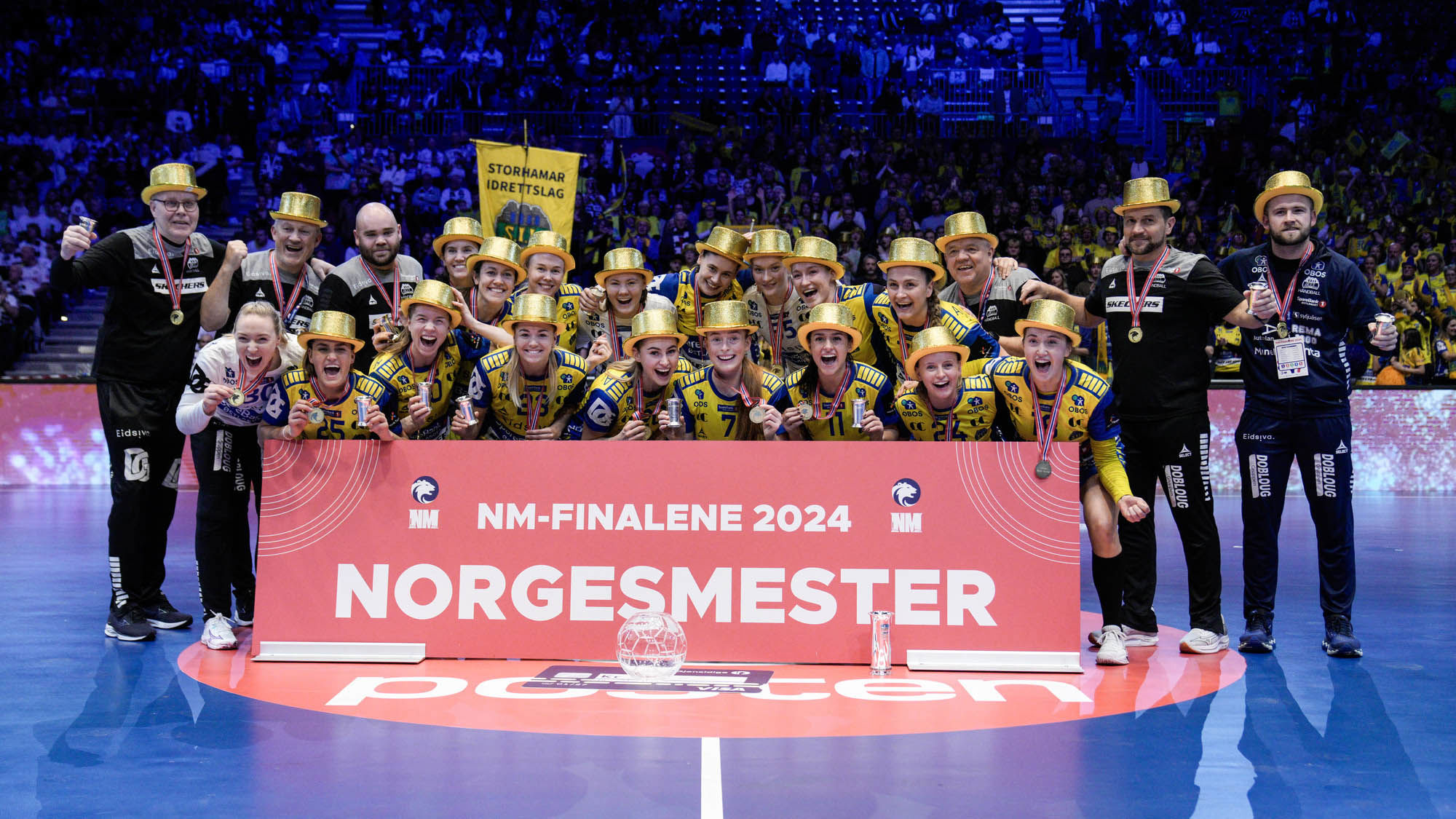 Fornebu 20241229. 
Storhamar jubler etter seier i NM h&aring;ndball senior kvinner mellom Storhamar Elite og Tertnes Elite i Unity Arena.
Foto: Stian Lysberg Solum / NTB