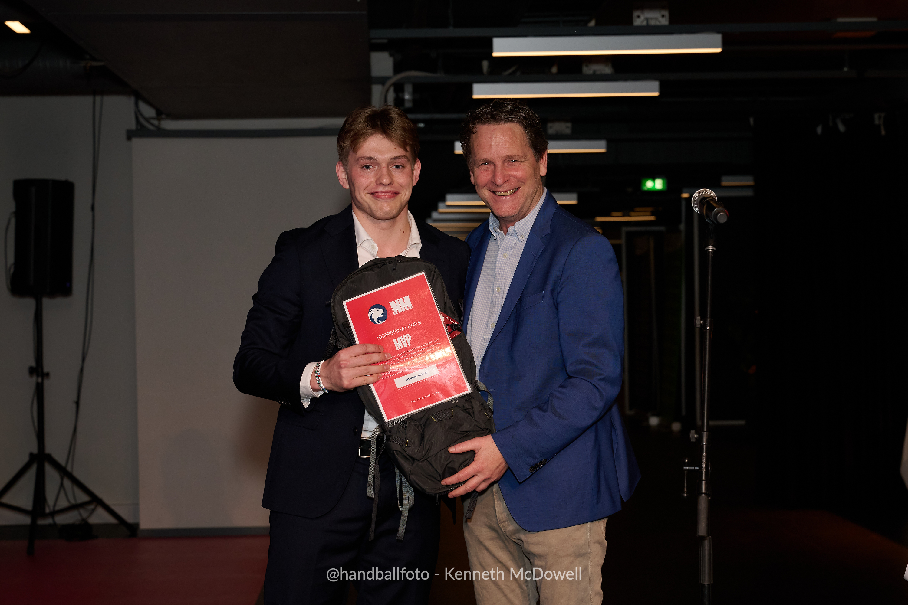 20241229211416 handballfoto Kenneth McDowell  -  NM-BANKETTEN DWP_6717.jpg