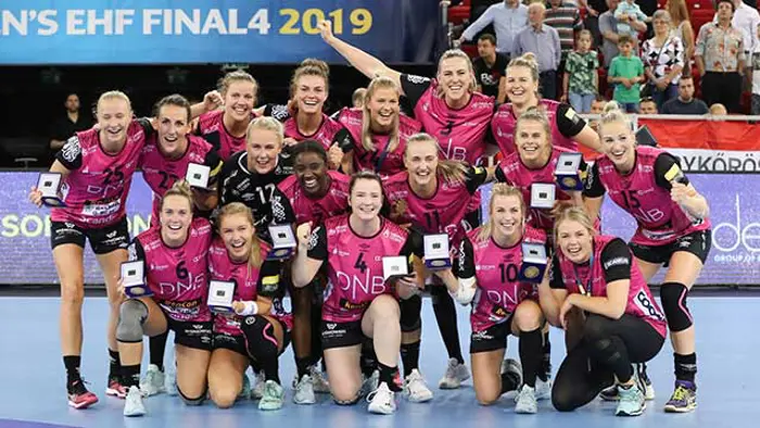 20190512-EHF-Final4-Vipers-bronse.jpg