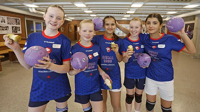 Bilder fra REMA 1000 Håndballskolen i Drammenshallen vinterferien 2023.