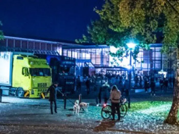 Kent i Nidarøhallen.jpg