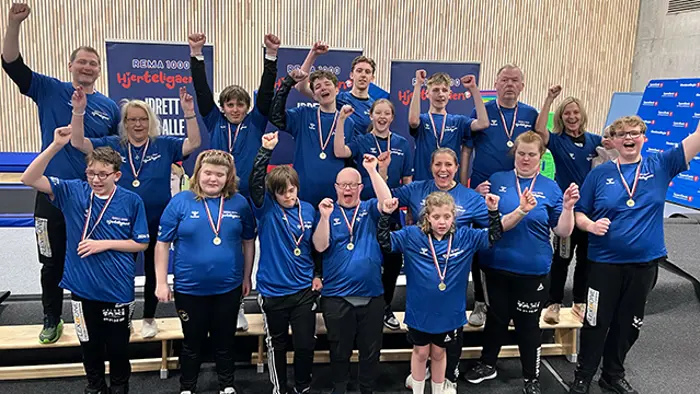 150325_REMA1000 Hjerteligaen_Halden-tskjorter.jpg