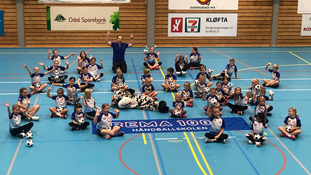 Rema1000_håndballskole_20_Kl&oslash;fta.jpg