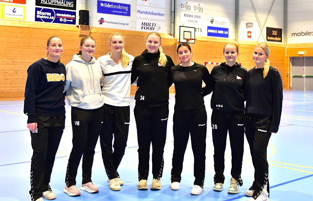 Kast Ballen-dagen_Kråker&oslash;y2.jpg