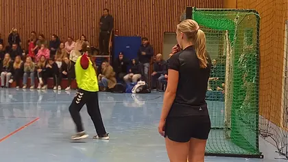 - Dommere har ikke fire treninger i uka