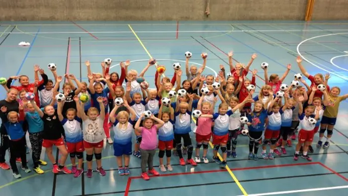 640x360 - Hokksund fellesbilde.JPG