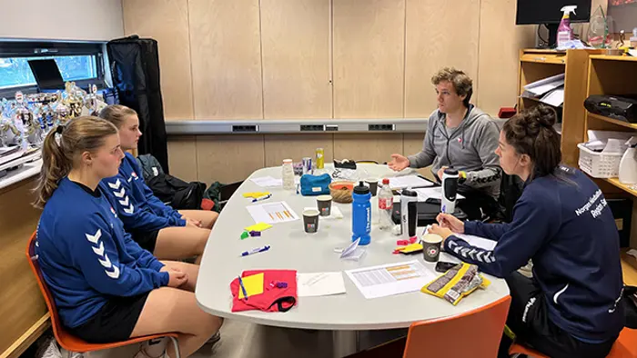 Gruppe 2 samtale.JPG