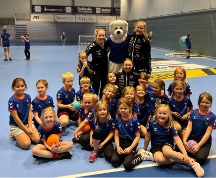 436x360 Gruppebilde_Flint h&oslash;st 2021.jpg