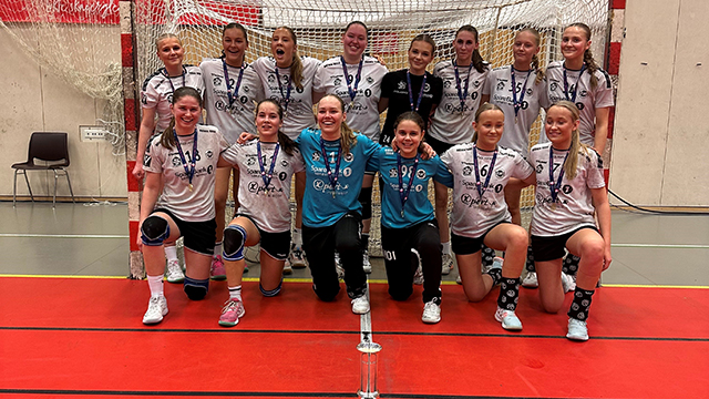 240406 Jenter 15 Flint T&oslash;nsberg Gull.jpg