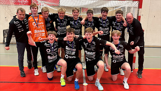 240407 Gutter 15 Finale Ur&aelig;dd GULL 3.jpg