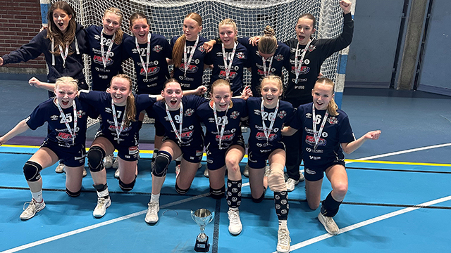 240501 JENTER 14 - TEIE - S&Oslash;LV.jpg