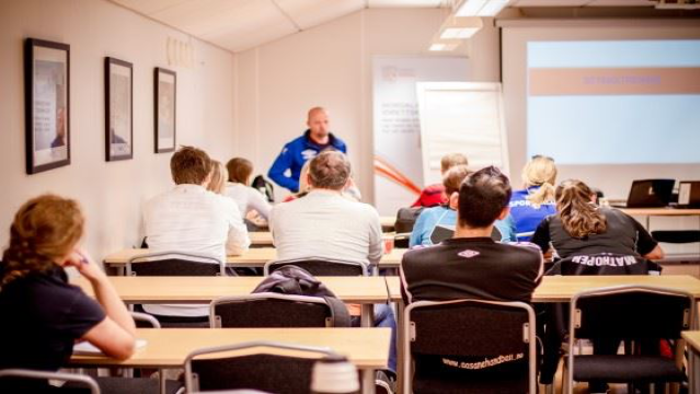 Illustrasjon Møte.png