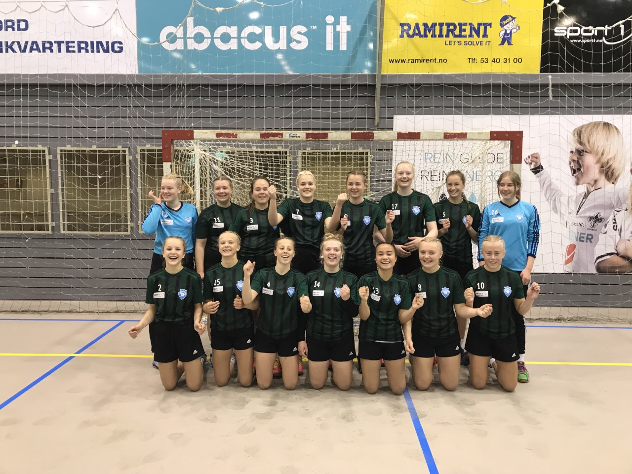 Staal J&oslash;rpeland J16.jpg