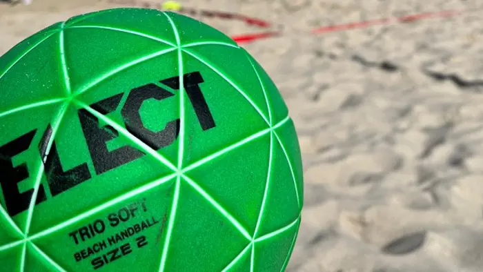 Beachhåndball-grønn.jpeg