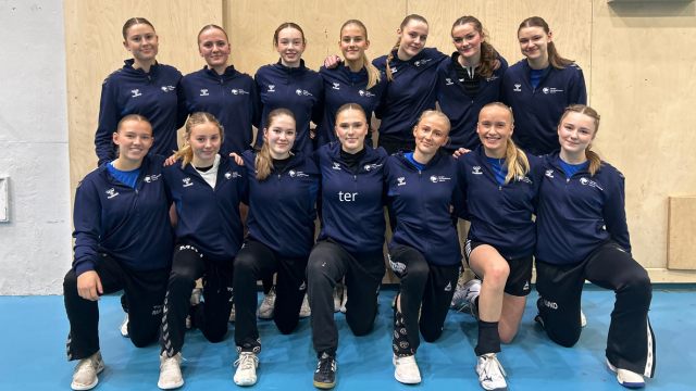 Lillestr&oslash;m - &Oslash;st jenter.png