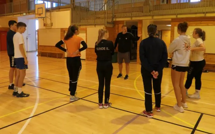 Dommer 1 kurs i høstferien.jpeg