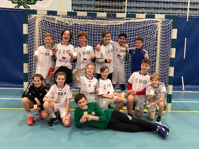 Vinner Hafrsfjord Gutter_edited-1.jpg