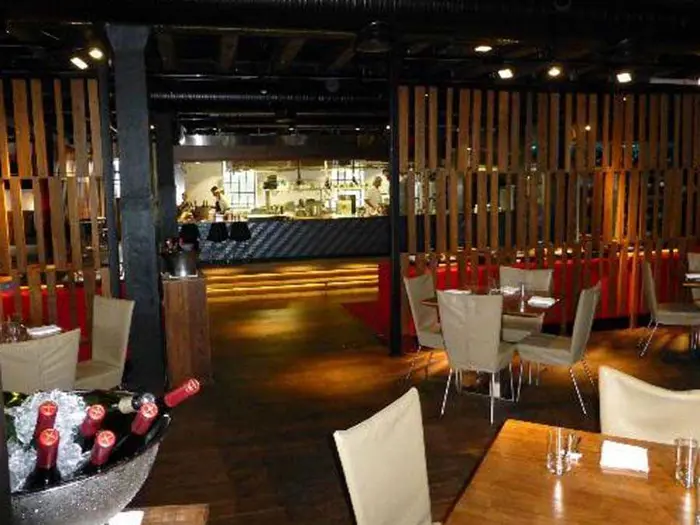 hall toll interiør 900.jpg