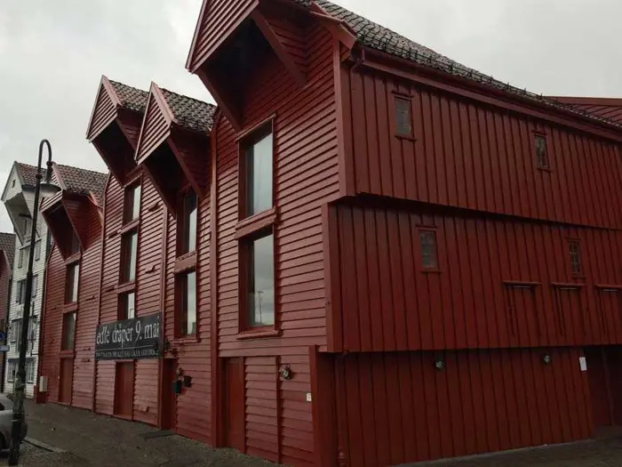 røde sjøhus 900.jpg