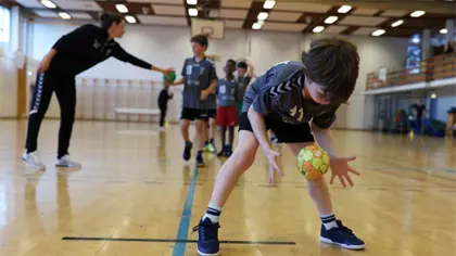 Deler 1000 øvelser for håndballtrenere