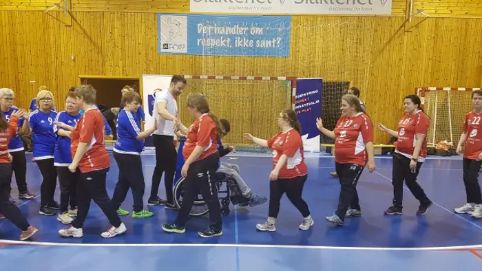 TH-serien Florø 360x640.jpg