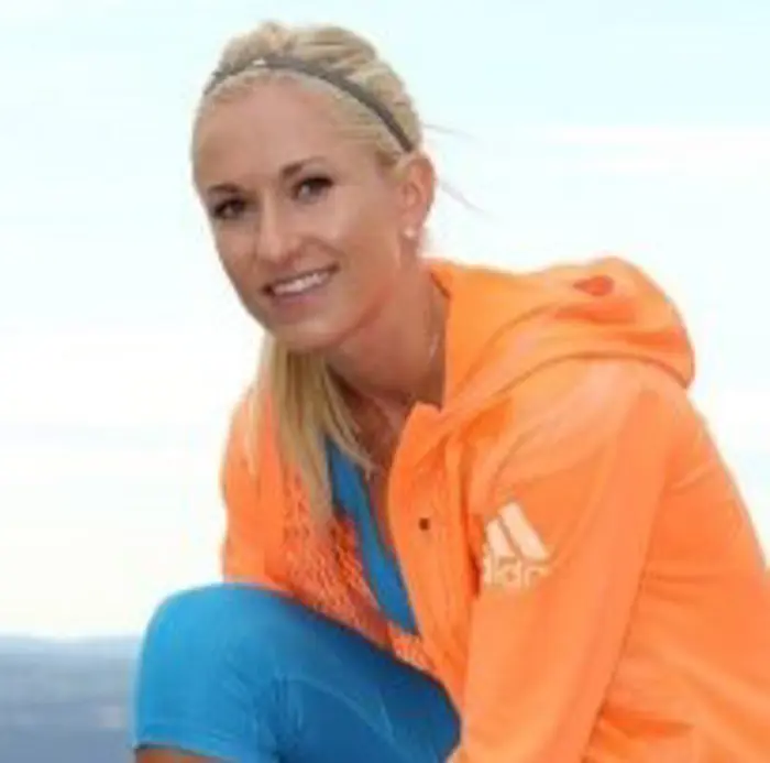 Ung, fremadstormende og sårbar.jpg